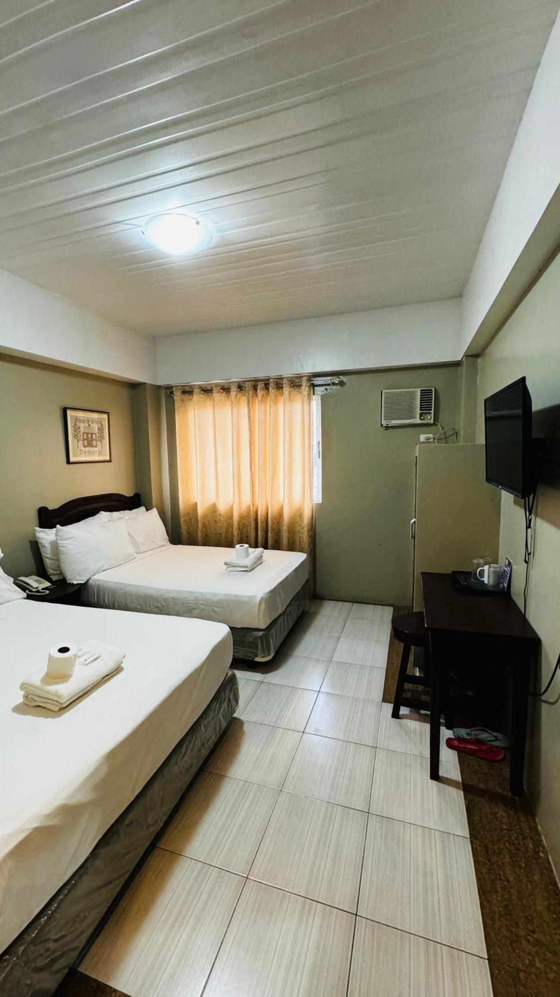 La Anclar Hotel Davao Exterior foto